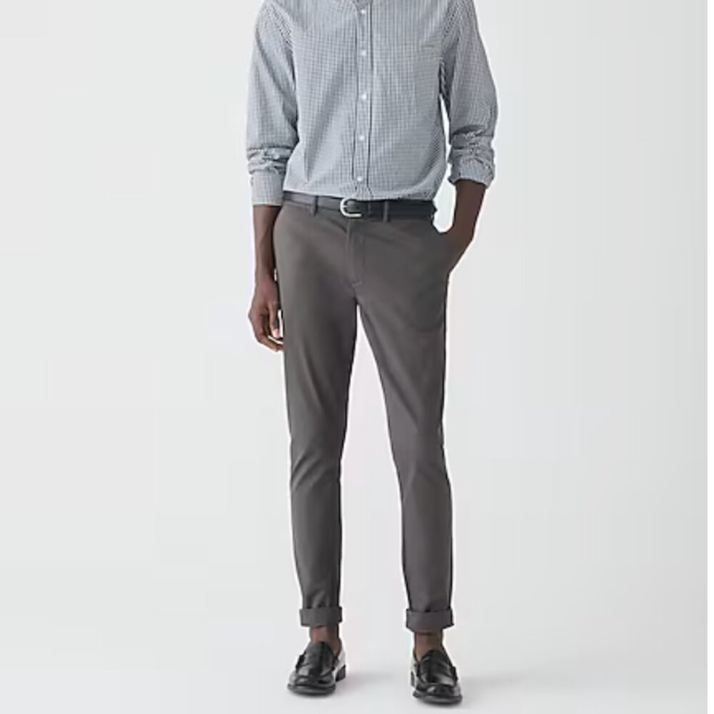 J. Crew Skinny-Fit Chino 32/30 in Onyx Grey NWT